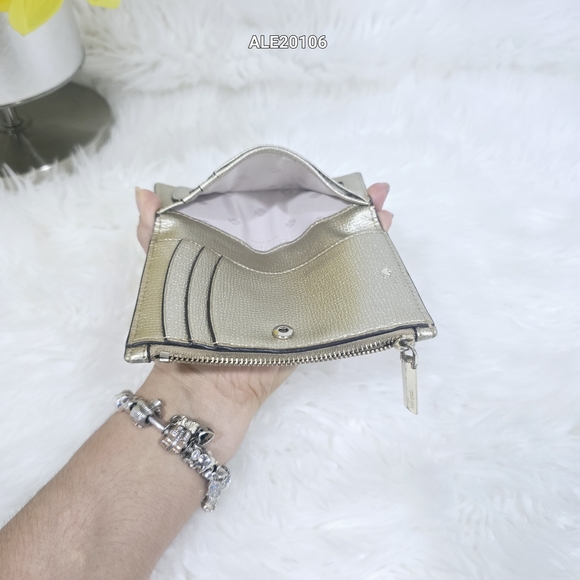 Kate Spade Women's Gold wallet ID - Picture 6 of 7